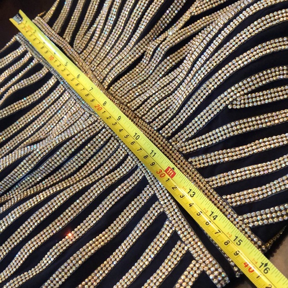 ⭐️Jovani Iridescent crystal beaded deep v back lined dress - Picture 12 of 16